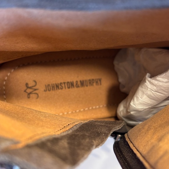 Johnston & Murphy Women's NWOT Brown Suede Ankle Boots SZ 7 - Picture 9 of 11